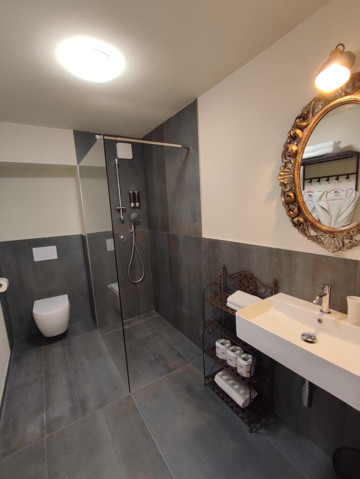 Casa Vacanze Bella-Host By Foresteria Bergamo Bella מראה חיצוני תמונה